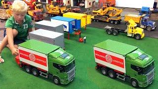 BRUDER Trucks  CONTAINER TERMINAL  Bruder Baustellenfahrzeuge Toytrucks Container LKW