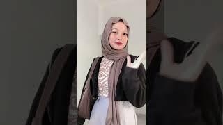 Cewek Cantik goyang hot #hijab #hijabstyle #goyang #goyangtiktok #hijabers #col #jilbab #jilbobs