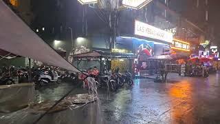 Pattaya Thailand   Lk Metro midnight. cannot get home