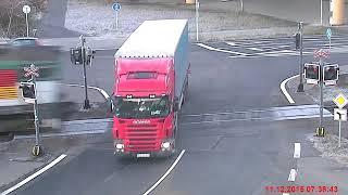 CCTV Trains hits a truck in the Czech Republic