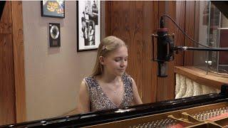 Bridge over troubled water - Simon & Garfunkel Piano Cover by Emily Linge