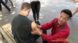 FRENCH  TOURIST GETS GOOD #MASSAGE IN LONDON #ASMR #MASTER TAO CHI KAI