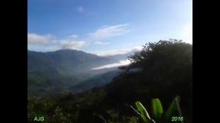 Tenejapa Chiapas Cielo montañas y senderos