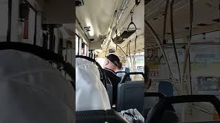 Malayziyada avtobusda markab duosini oʻqilishi Reciting dua in the bus