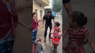 kiu saikal lee is ladke ne #emotional #humanity #motivation #viral #mujjuu #girl #cycel