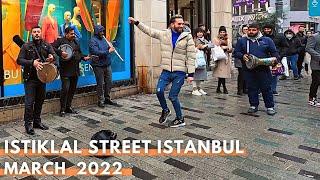 Istanbul 2022 Walking Tour Around Galata TowerIstiklal StreetTaksim Square  4K UHD  12 MARCH