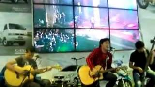 marvells - bila aku live acoustic at suzuki booth pekan raya jakarta 2011