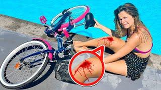 NINNA È CADUTA IN PISCINA CON LA BICICLETTA E SI È FATTA MALE