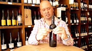 Tell me Wine TV Episode 108 - Opening a bottle