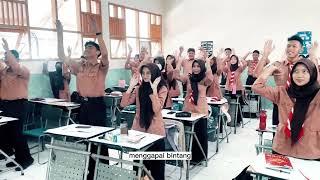 Ice Breaking dikelas Lagu Anak TANGAN KE ATAS MENGGAPAI BINTANG