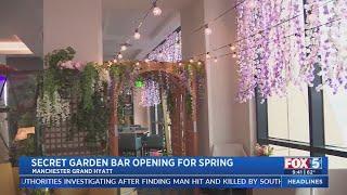 Pop-Up Bar Transforms Into Secret Garden