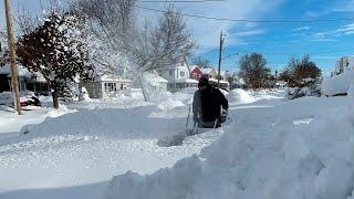 Buffalo snowstorm 2022 Unbelievable 77 inches of snow