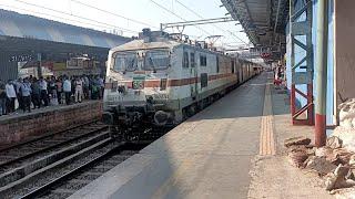 WESTERN RAILWAYSHIGH SPEED ACTION AT VIRAR 5 IN 1 HIGH SPEED TRAINS