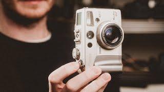 The Digital Camera That Shoots Like a Film Camera