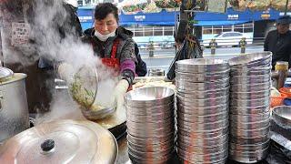 3000원만 내면 미친듯이 주는 수제비? 산더미수제비로 유명한 키큰 아지매집┃$2Korean sujebiHand-pulled dough soup-Korean street food