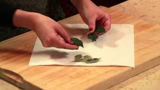 How to Dry Bay Leaves  Perfect Dinners & Kitchen Tips