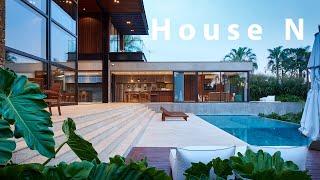 N House was designed to serve leisure so that the owners could comfortably welcome their guests