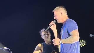 Brett Young - Let Go Too Soon  Live  Köln 2024