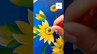 Painting yellow flowers in onestroke #wocol #artvideo #artwork