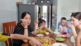 Chân gà sốt thái ngon nhứt náchBaby Thinh & Mom