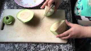 How to Cut Guava