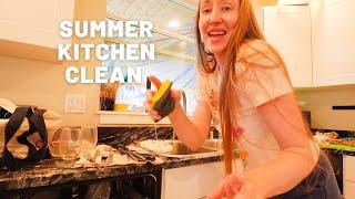 Summer Time Quick Clean  HOMEMAKER LIFE 