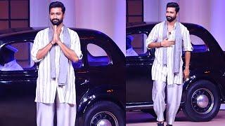 Vicky Kaushal Magnificent Entry @ Sardar Udham Singh Trailer Launch