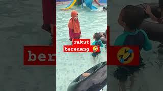 takut berenang 