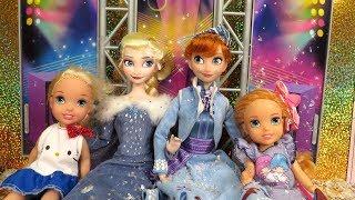 2018 New Year’s Party  Elsa and Anna toddlers celebrate at Barbies house 