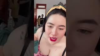 Mama Cantik Live Jualan BH - Pamer gunung Depan Camera  Mantap Bund