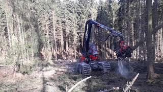 Komatsu 931XC mit C144 im Aktiven Dienst. 