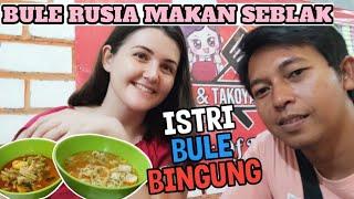 REAKSI BULE RUSIA COBA SEBLAK GURIH PEDAS  BERSEMANGAT BELI CAT DAN SEJENISNYA