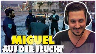 Auf der Flucht von der Polizei  GTA 5 RP Highlights