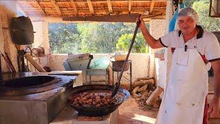 Na Roça Porco Caipira No Fogão De Lenha