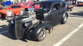 What does a 1300-horsepower hot rod sound like?