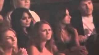 Vanessa Ashley Selena reactions - TCA  PARTY IN THE USA - LIVE  MILEYCYRUS.FR