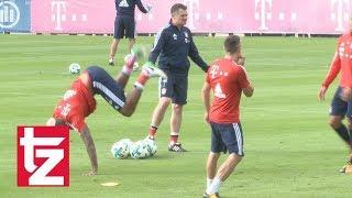 Müller kneift Süle - die lustigsten Momente beim FC Bayern Training