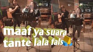 tante lala nyanyi suara fals lagu ambon parcuma