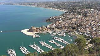 Trapani. Castellamare del Golfo. Sicilia. Italia in 4K