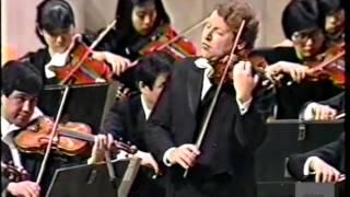 Shlomo Mintz plays Beethoven Violin Concerto