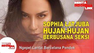 Sophia Latjuba Makin Seksi Saat Ngepel Lantai