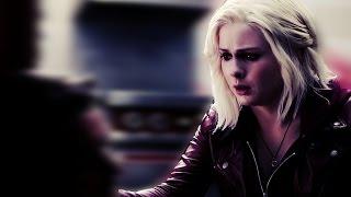 liv moore izombie  holding a heart