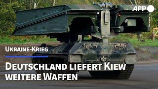 Ukraine Deutschland liefert mehr Panzer und Munition  AFP