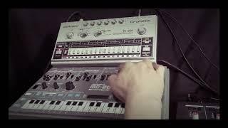 Roland MC-202 + Roland TR-606 Full Track