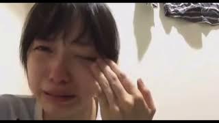 Japanese girl crying i have no money but she is the funny king guy from clash royale