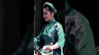 Xuân này con không về  Đàn Tranh