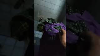 numpang toilet warteg gak apa2 toilet nya jelek yg penting dpt kancut bekas pakai  bau memew 