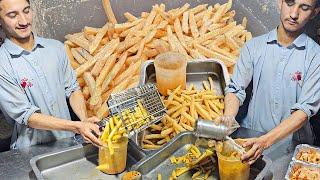 Young Boys Selling French Fries  Roadside Perfect Crispy Fries Making  Street Food Karachi