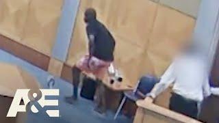 Inmate Attempts DARING Escape from Court  Court Cam  A&E