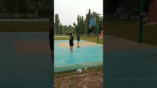 tri point gagal basketball di alun-alun Plumbon Cirebon